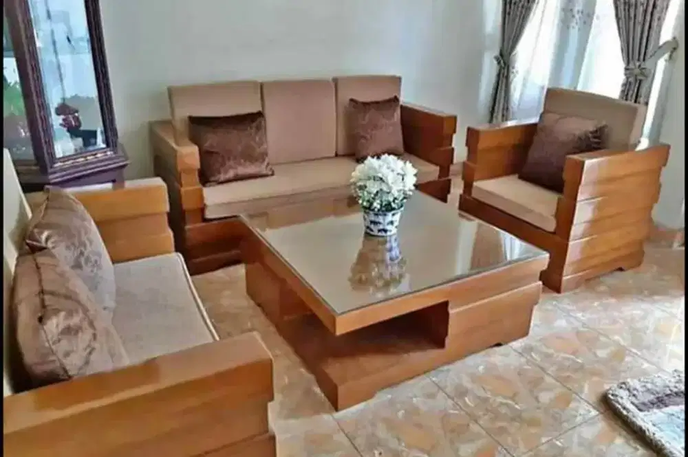 Set meja kursi tamu minimalis