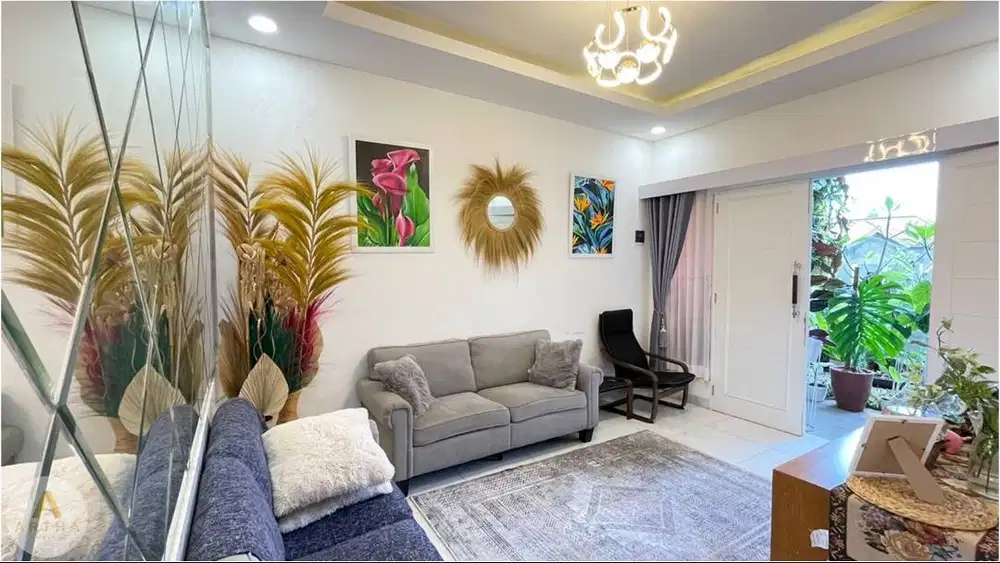 Rumah di  arcamanik cisaranten Full Furnished with Swimming Pool