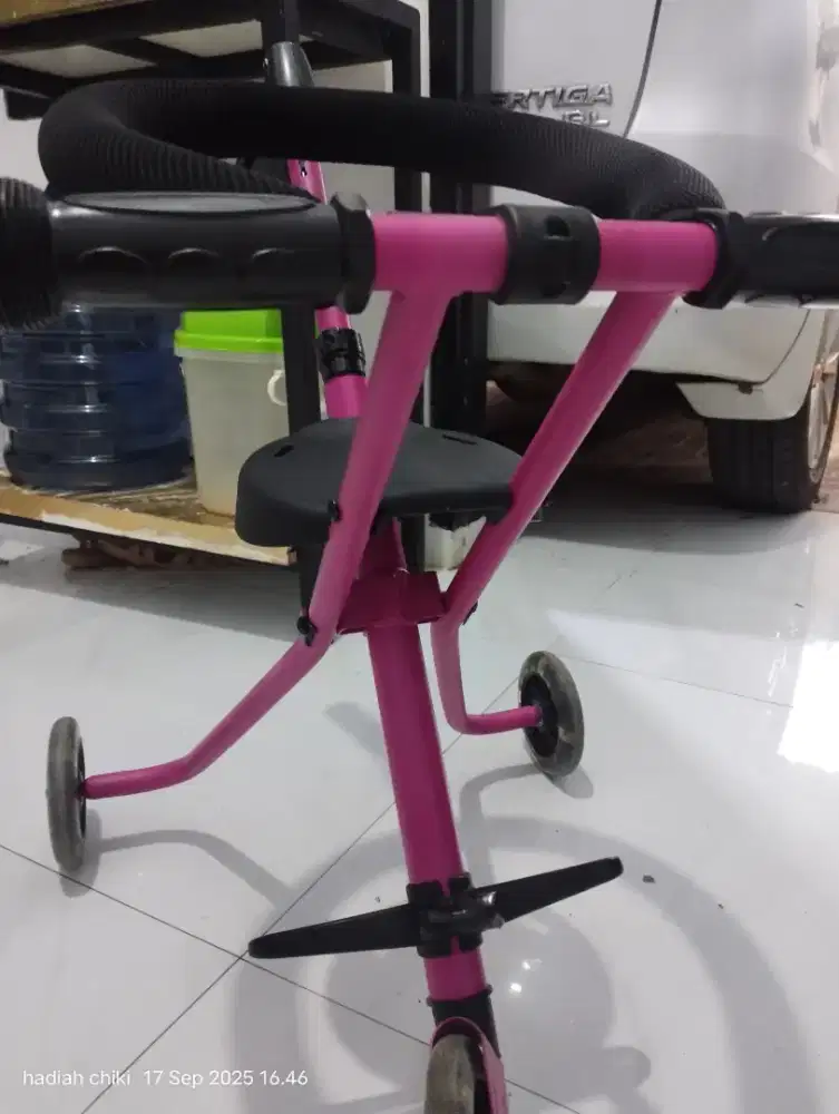 Ezzy baby stroller roda 3