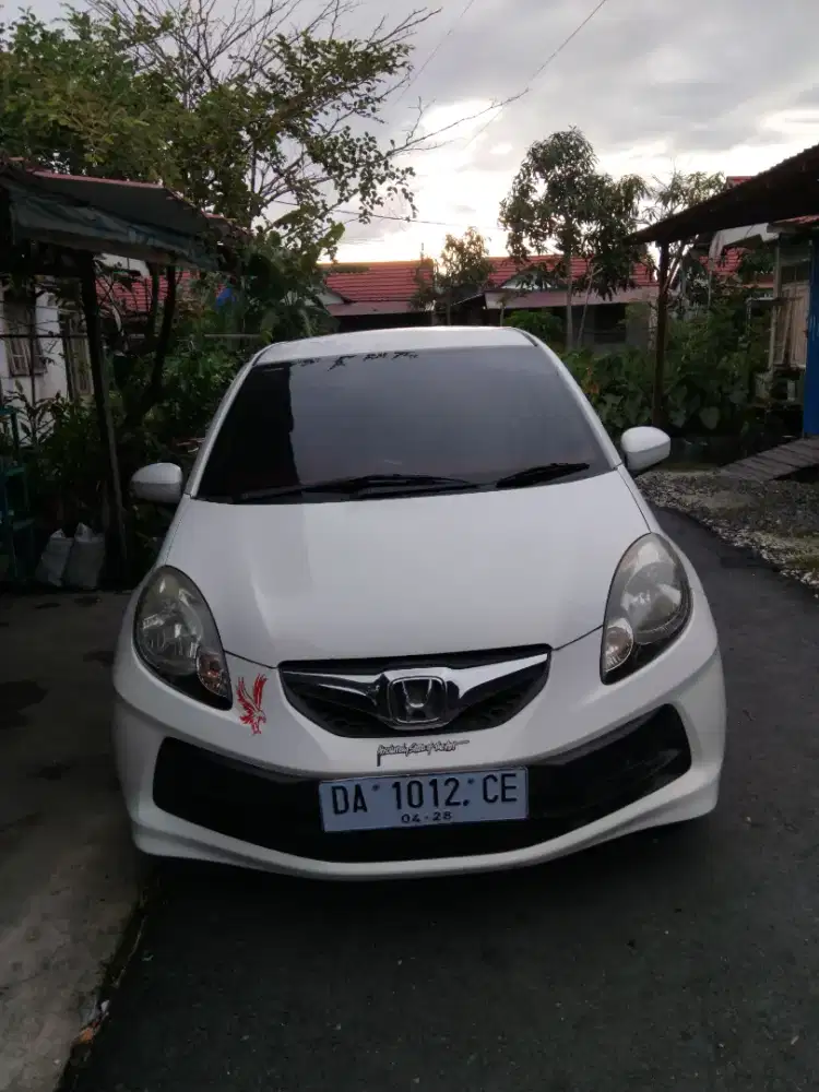 Dijual mobil Honda Brio thn 2013.