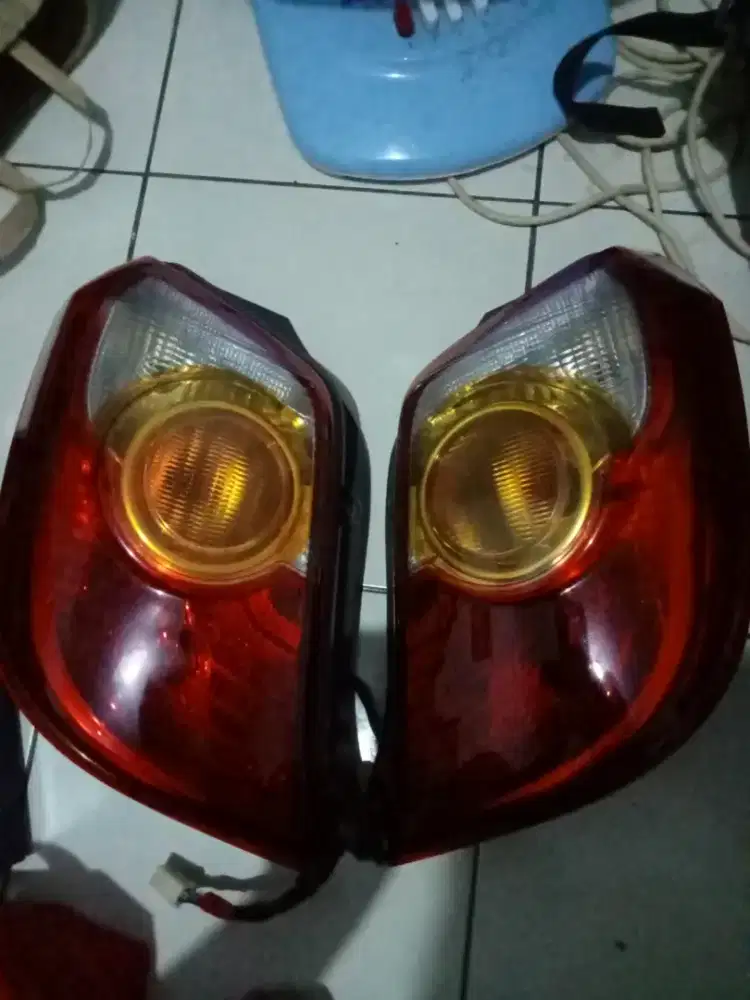 Stoplamp Agya Ayla 1.0 original jepang
