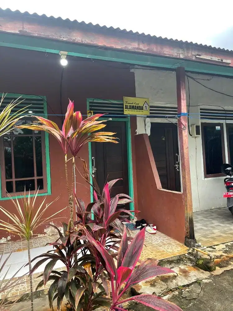 Rumah Petak Keluarga