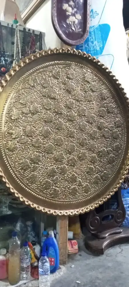 Pajangan vintage ukiran tembaga diameter 110 cm