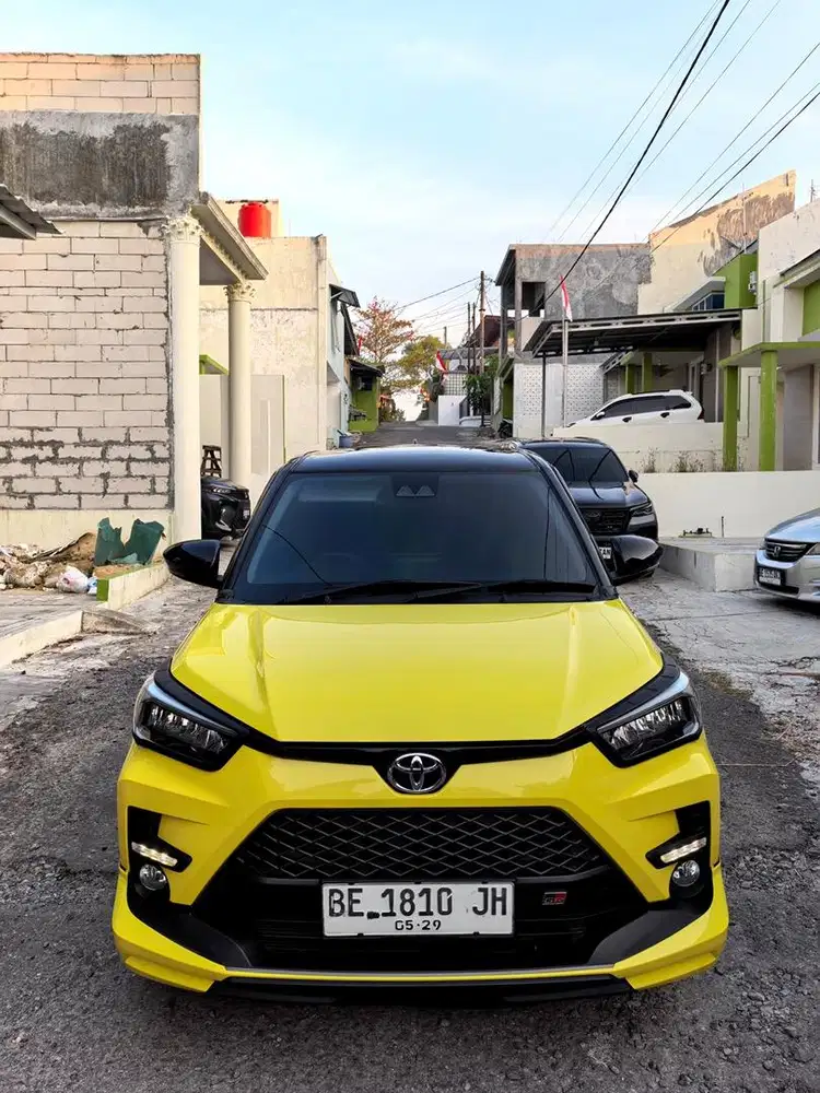 Toyota raize GR TSS two tone