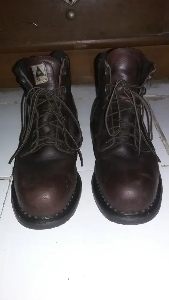 SAFETY SHOES RED WING 3526