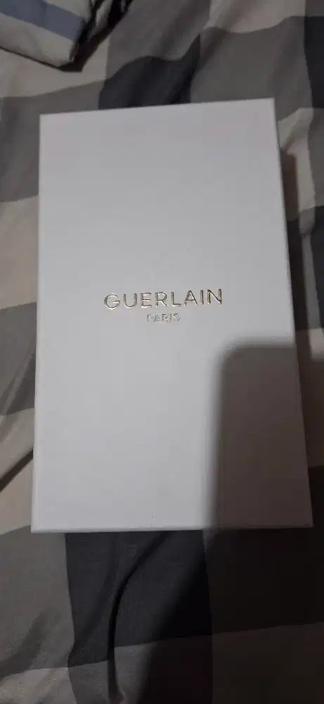 Guerlain rogue g velvet