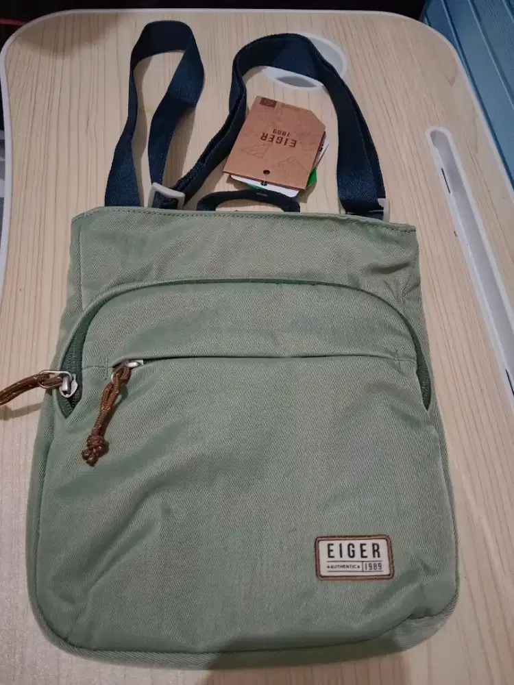 200rb BARU-Tas Eiger DIJAMIN ORI Bisa Handbag Slempang Uk.2L 21x3x24.5
