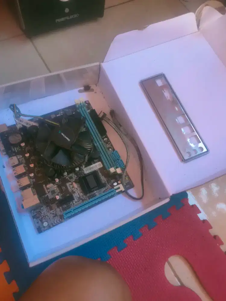 Mainboard CPU i3 gen 2, dijamin sangat cepat dan andal, gratis kirim,