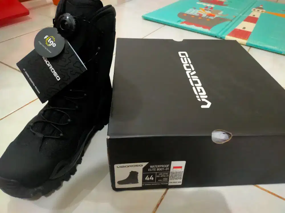 Sepatu pdl vigoroso ukuran 44