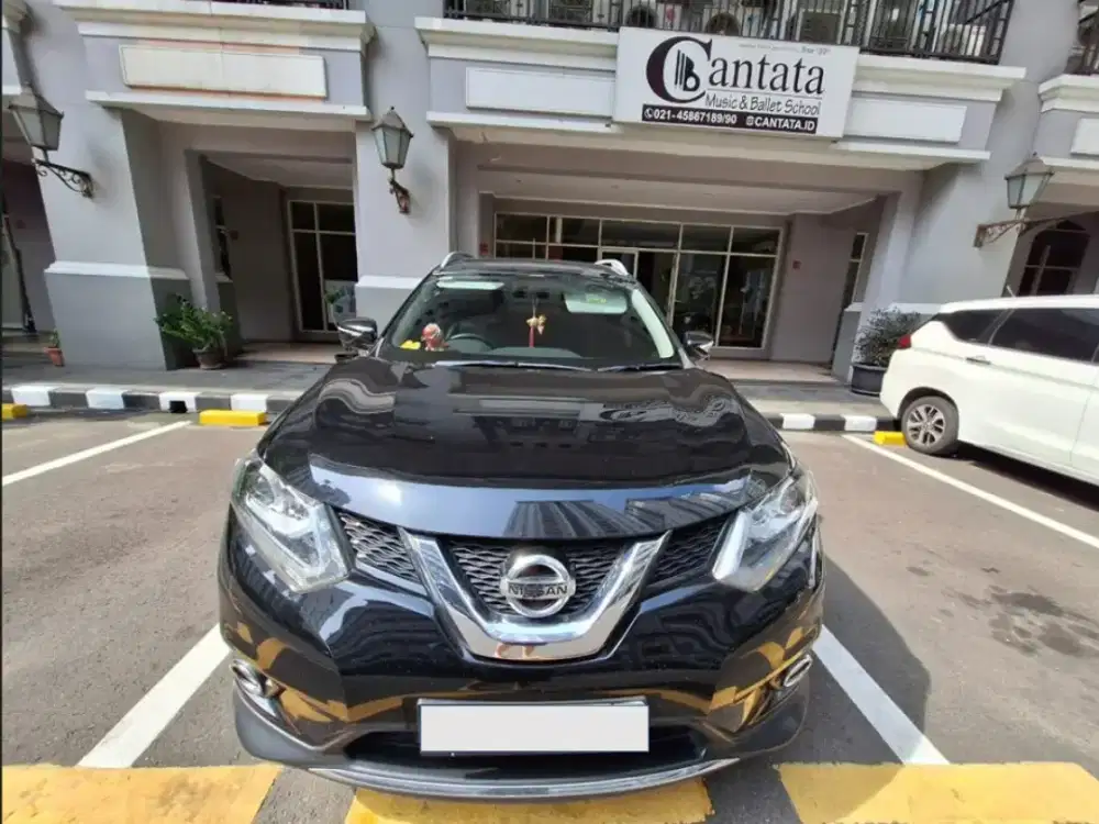 Nissan X-Trail 2018 Matic (km 48rb)