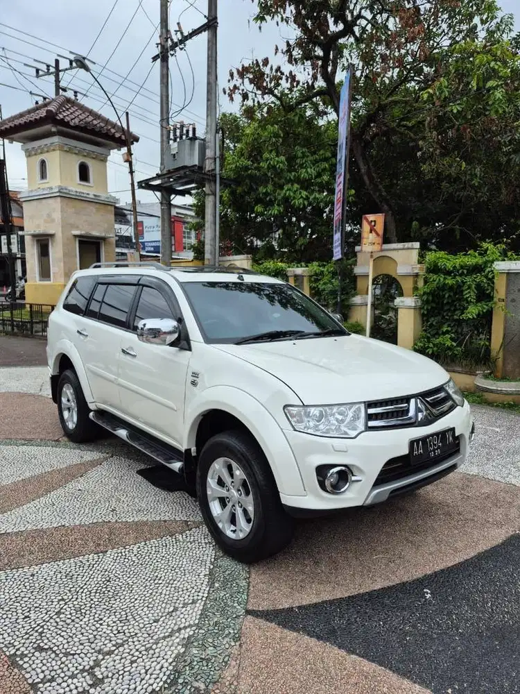 [Km 40rb] Pajero Sport Dakkar 4x2 AT 2015 ANTIK