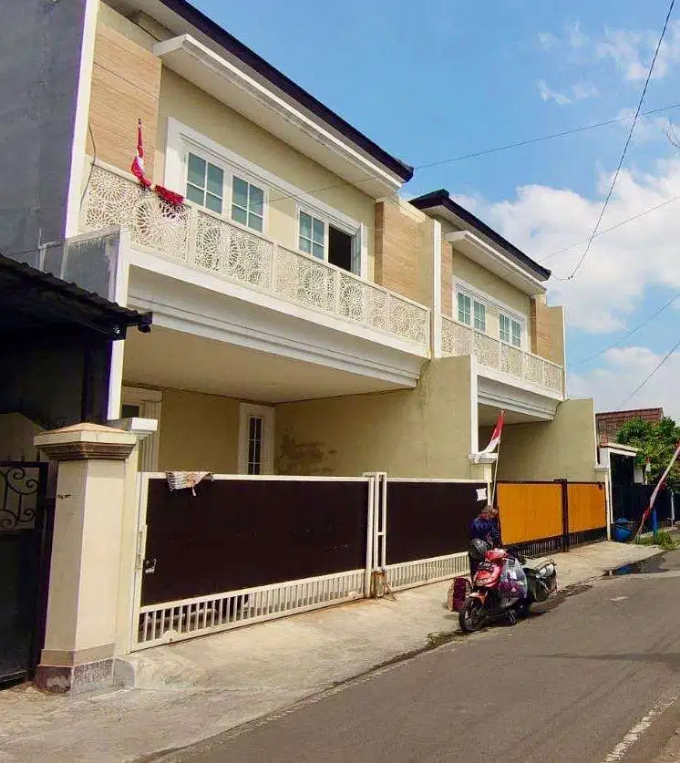 Kost Eksklusif 22 Kamar, Jalan Bunga-bunga Soekarno Hatta