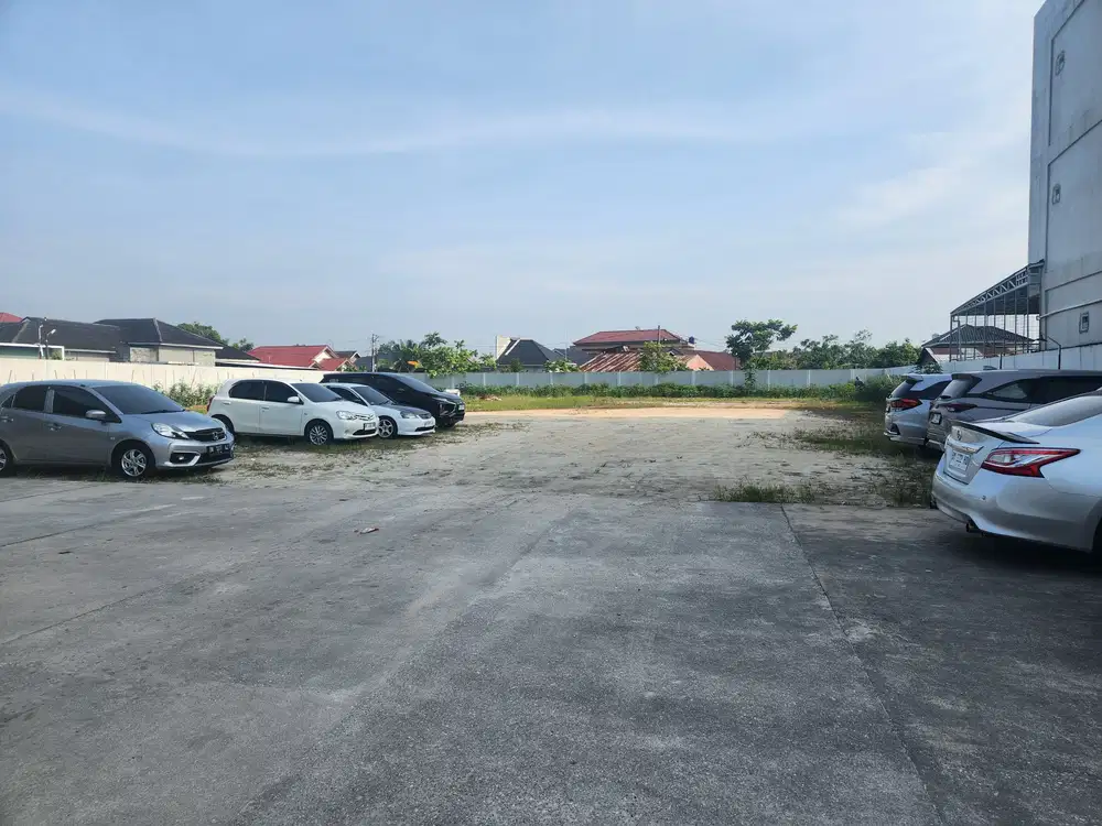 Tanah di jalan Arifin Ahmad, cocok untuk bisnis