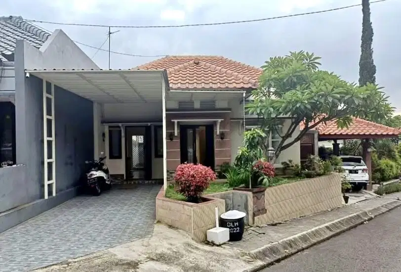 Rumah Luas 147 Kompleks Eksklusif Green Hills Residen