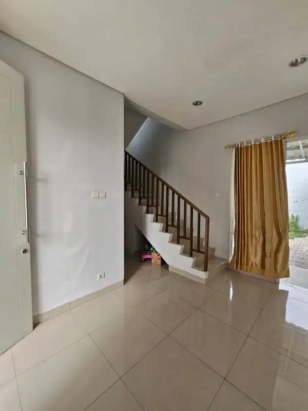 Dijual rumah 2 lantai Jakarta Garden City, Cakung