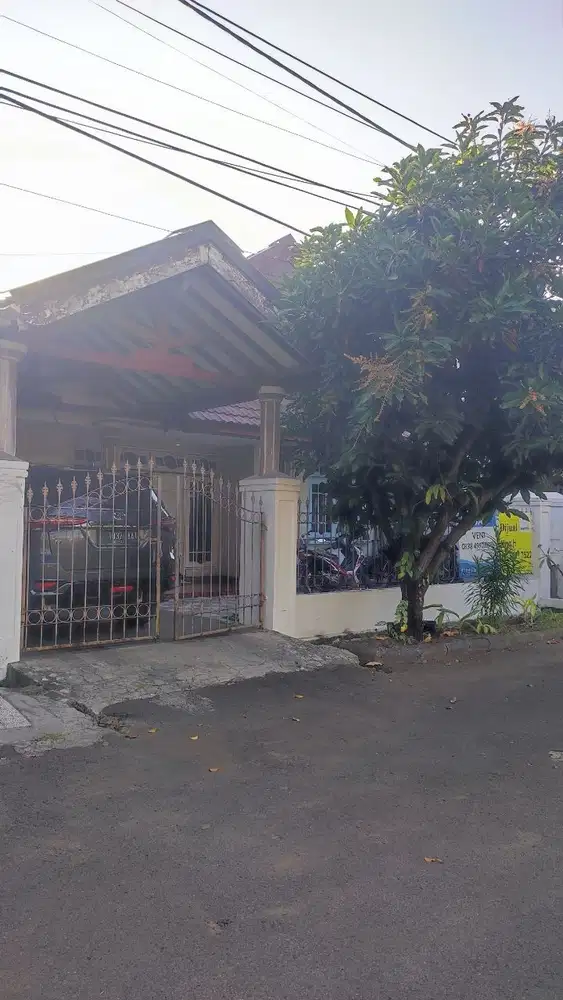 Dijual rumah hitung tanah nirwana eksekutif