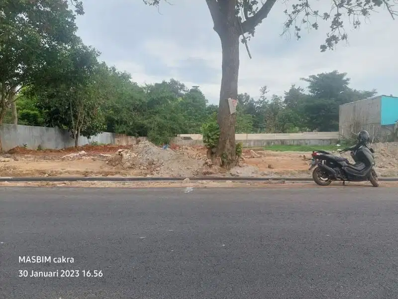 TANAH DI JALAN UTAMA DEKAT UNILA