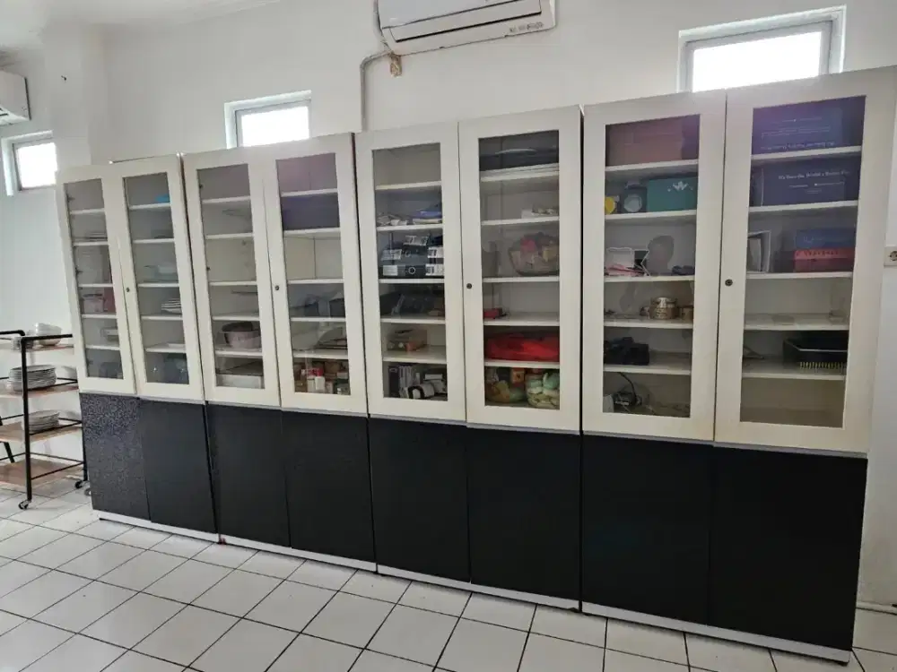 LEMARI CABINET STATIONERY KANTOR MULTIFUNGSI