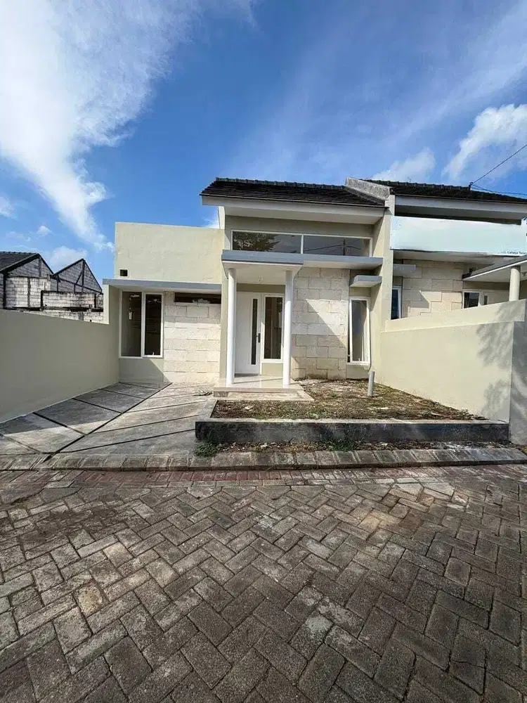 RUMAH TERMURAH DEKAT KAMPUS BINUS 300 JUTAAN