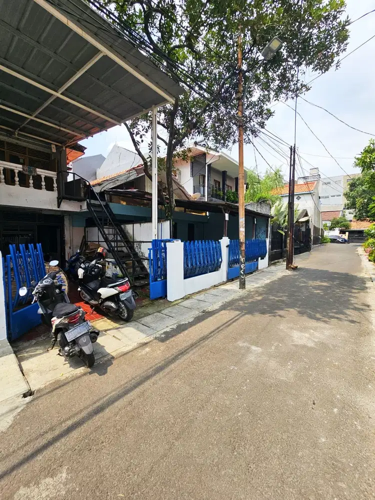 MURAH-NEGO! Rumah kebayoran baru dijual, Panglima Polim - Pulo