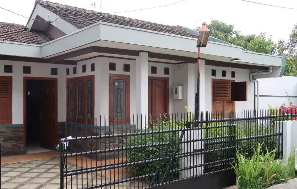 RUMAH SIAP HUNI DI MARGAHAYU RAYA METRO, STRATEGIS dan Jalannya LEBAR