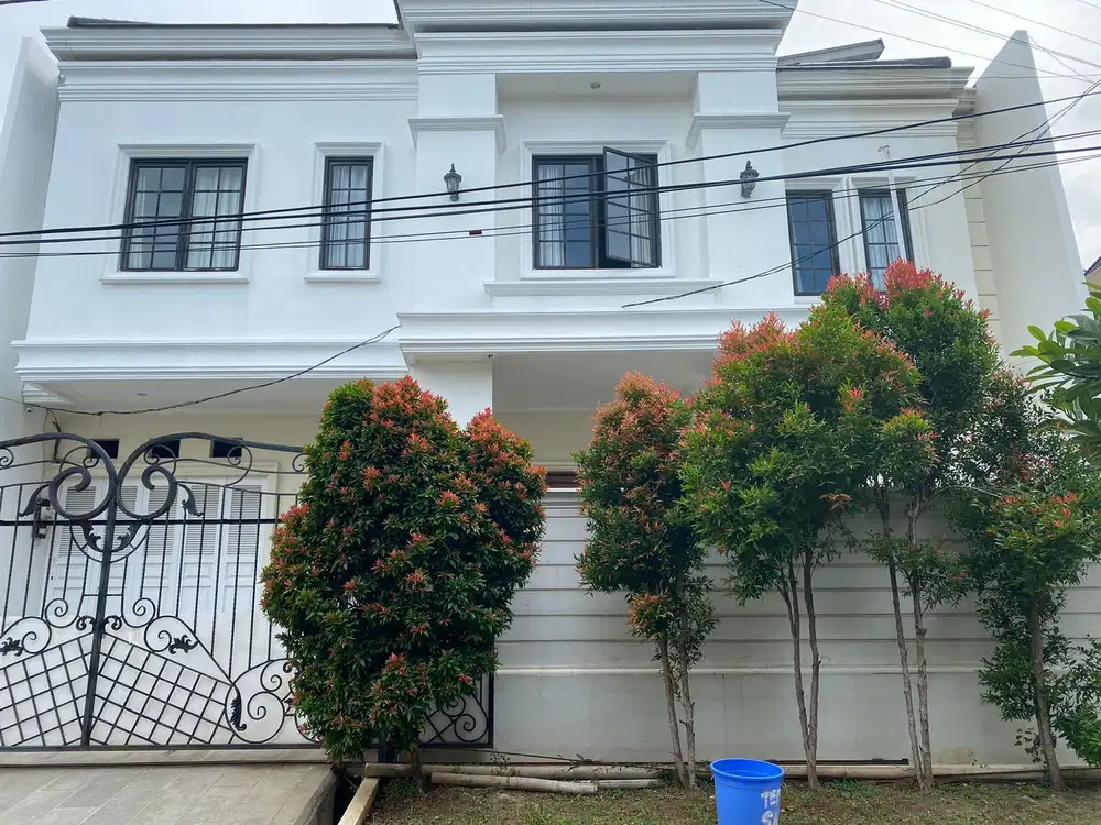 DIJUAL CEPAT RUMAH SIAP HUNI DI PULOMAS JAKARTA TIMUR