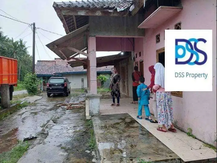 Tanah dan Bangunan Desa Mulyasejati Ciampel Karawang 1.400m2 Rp 999Jt