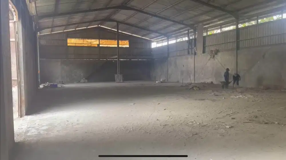 Di jual Gudang zona industri di curug Tangerang