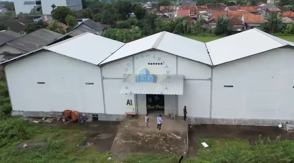 MURAH ! DISEWAKAN GUDANG DENGAN LAHAN!