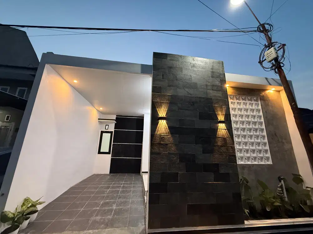 RUMAH MEWAH SAXOFONE DEKAT UB DAN UMM