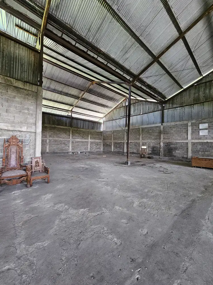 Gudang Padat Karya Serba Guna Siap Pakai di Curug Tangerang