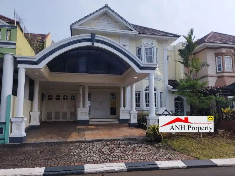 Dijual cepat Rumah  2 lantai siap huni di kota wisata cibubur