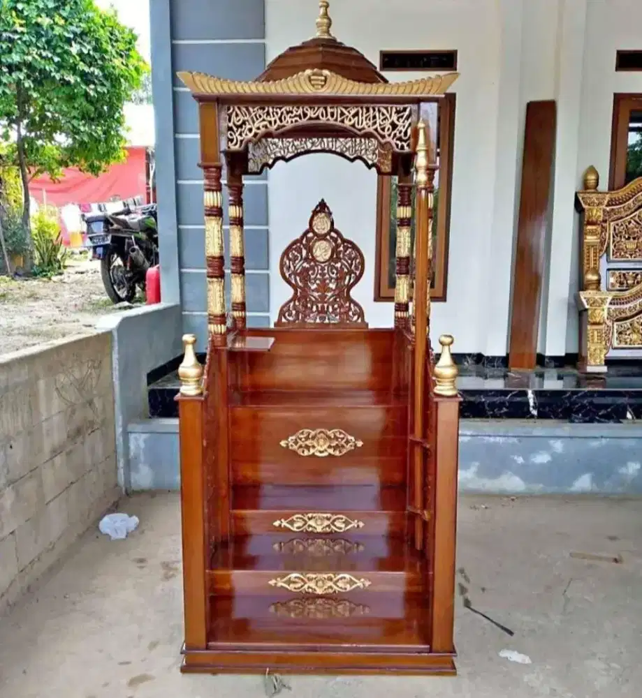 Mimbar masjid jati