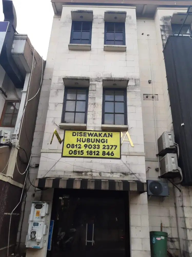 Ruko 3,5 lantai di kemang selatan lokasi strategis