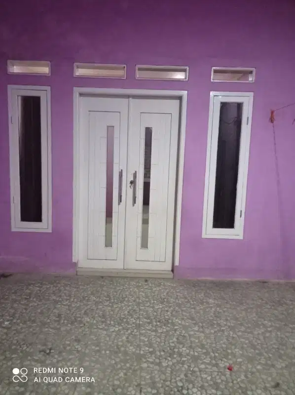 dijual murah rumah 2lantai baru selesai di renov