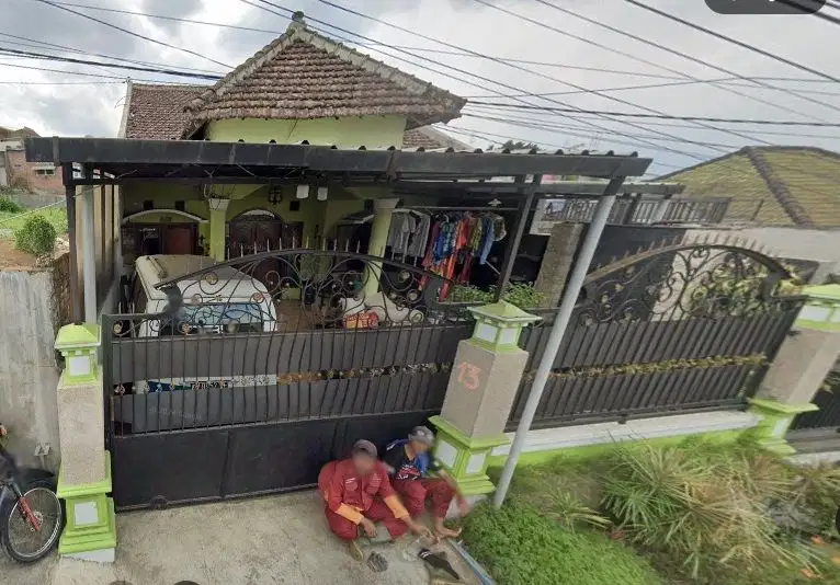 Rumah Poros Kapi Woro Mangliawan Pakis Dijual murah cepat B.U Poll