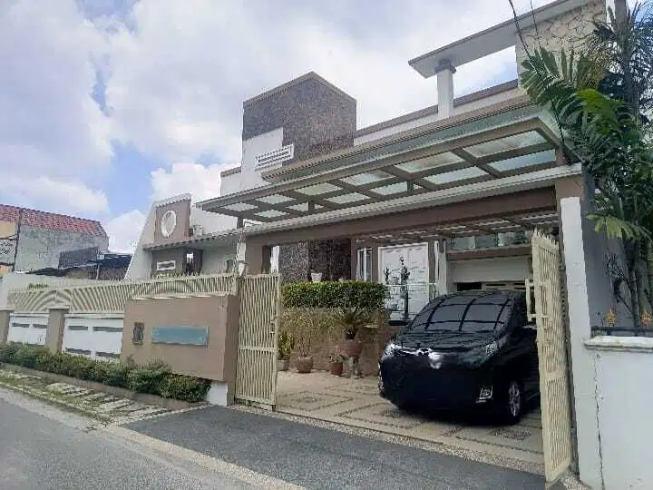 JUAL RUMAH SEMI FURNISHED DI JL.KENANGA MEDAN SELAYANG HARGA 4M (NEGO)