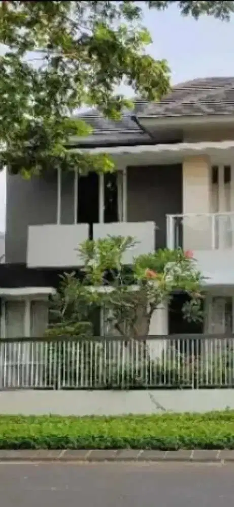 Dijual harga miring main road royal residen