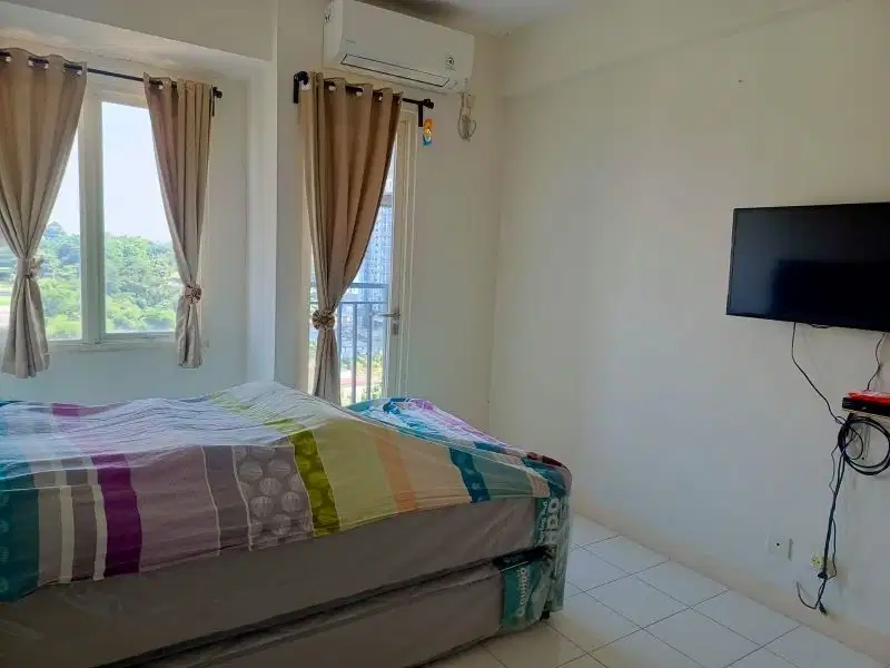 Disewakan studio semi furniture murah banget