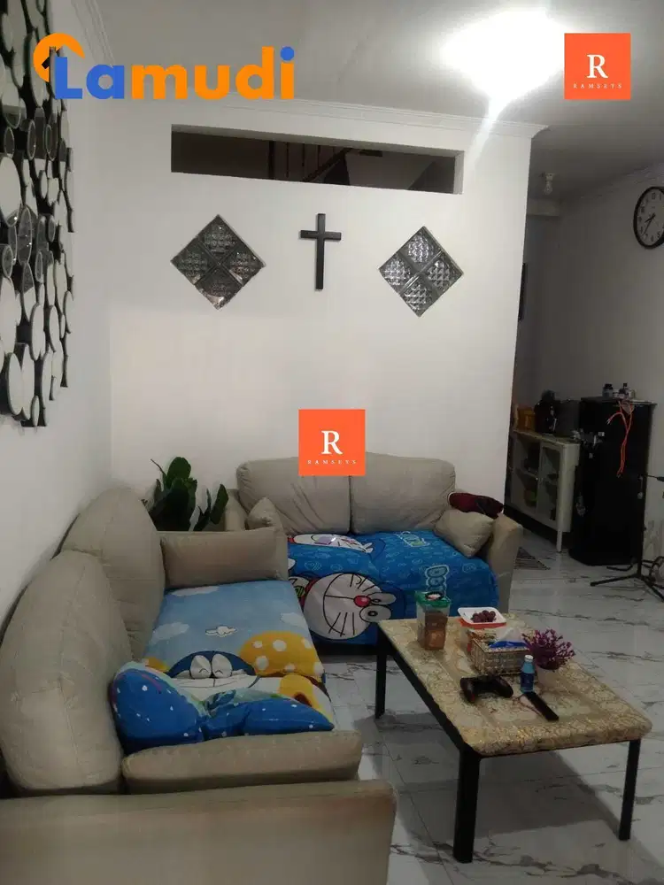 Dijual Cepat Rumah 3 lantai Palem lestari Lt 56m2 Lb 168m2