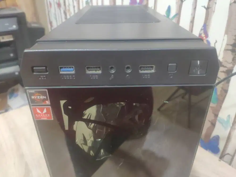 Komputer Dekstop (PC) Gaming Rakitan Ryzen 5 3500G Ram 16GB MURAH!!!