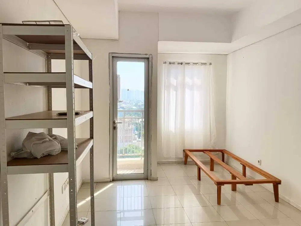 Di sewakan unit apartemen green lake sunter type studio