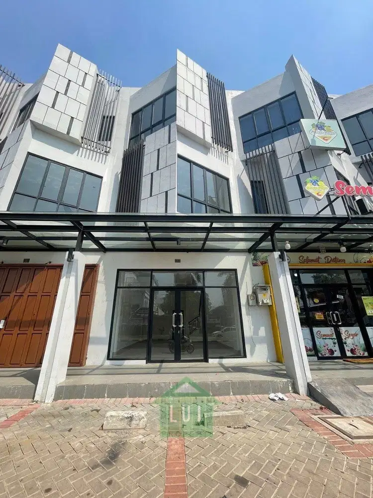 Disewakan Ruko Baru Siap Pakai di Jl Boulevard Modernland
