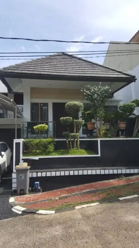 Rumah Di Pesona Khayangan Margonda