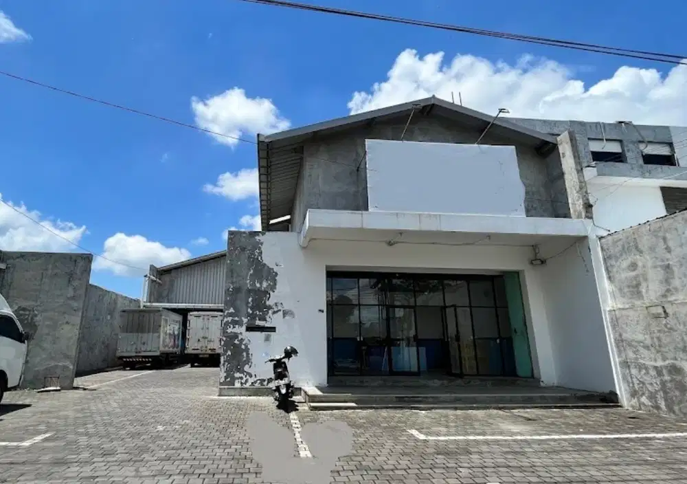 DISEWAKAN GUDANG DAN KANTOR DI PANGGUNGHARJO, SEWON, BANTUL