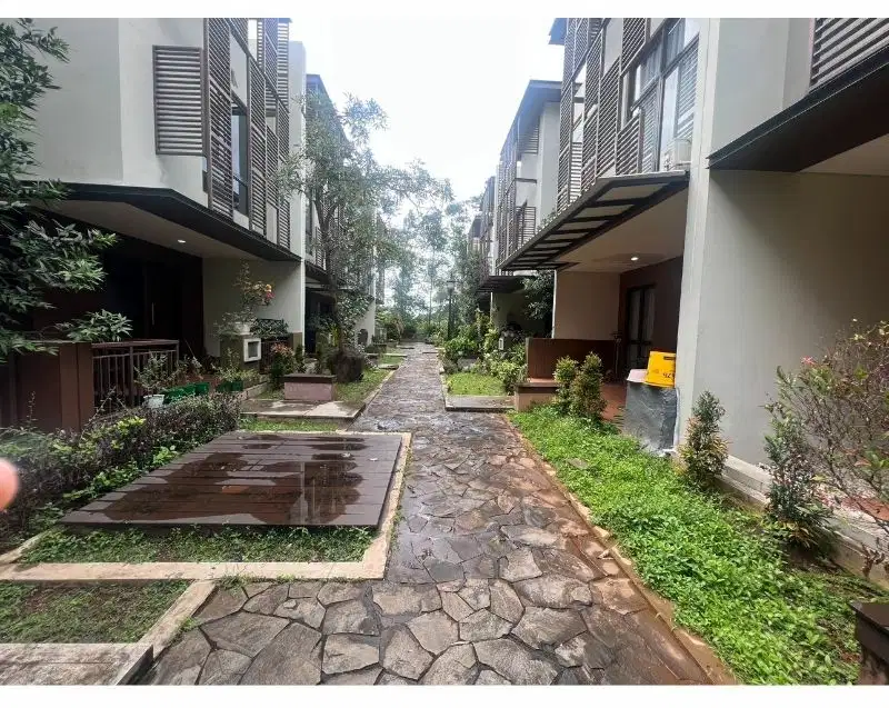 JUAL CEPAT RUMAH 3 LANTAI DI GREENWICH PARK BSD CLUSTER WHELFORD