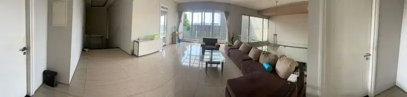 Jual rumah lokasi premium singgasana