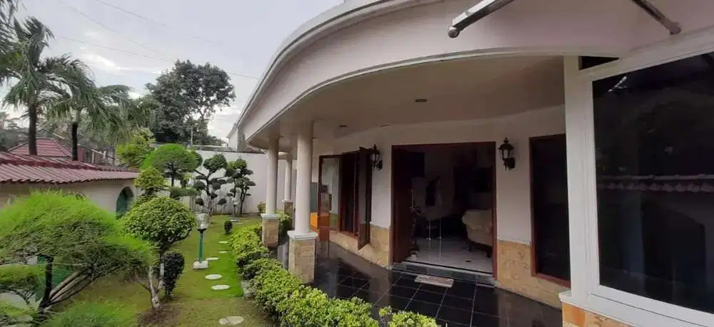 dijual cepat, terawat, murah, di Prapen indah