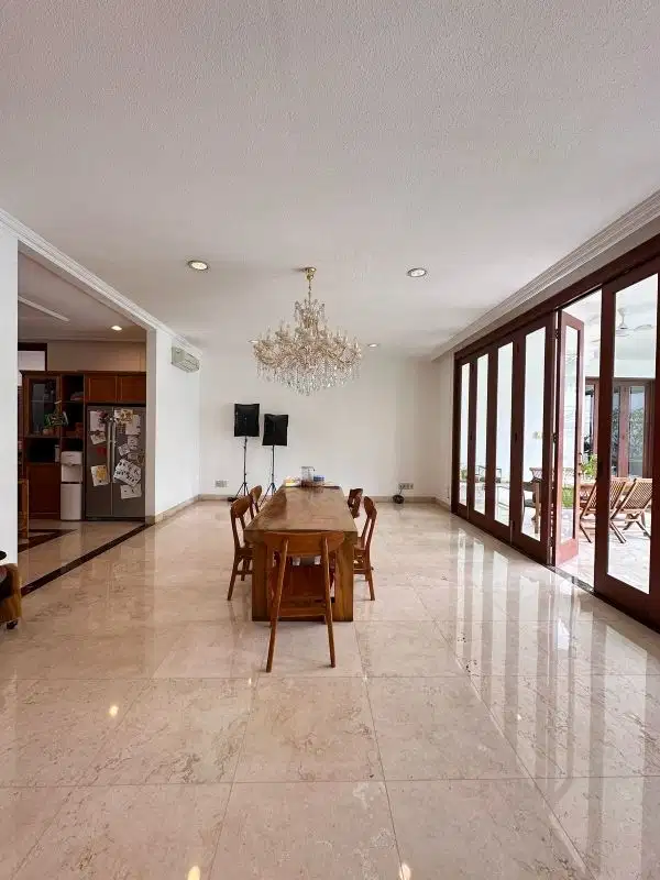 Di Jual Rumah Mewh di Pejaten Jakarta selatan