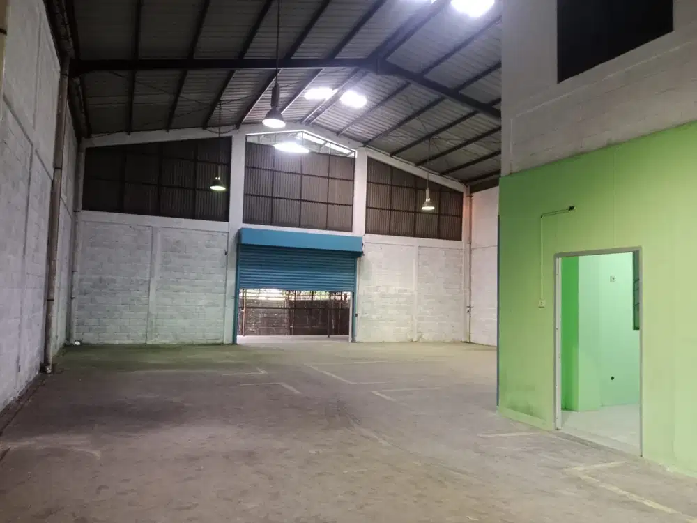 Disewakan Gudang Dalam kawasan industri Lippo